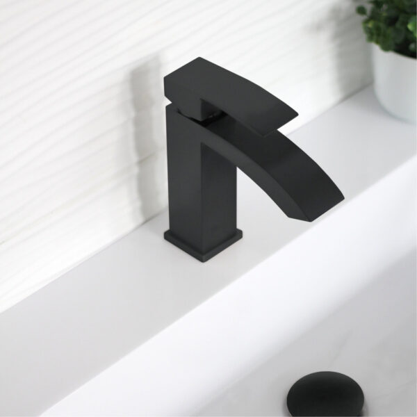 Stylish Sabana Bathroom Faucet, product view 12