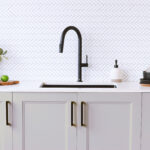 Stylish Catania Kitchen Faucet, product view 2