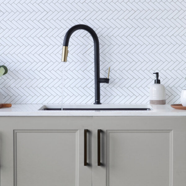 Stylish Catania Kitchen Faucet, product view 2