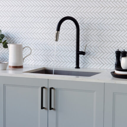 Stylish Catania Kitchen Faucet, product view 2