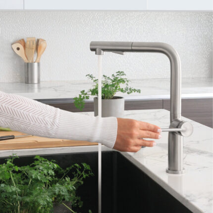Stylish Latina Kitchen Faucet, product view 2