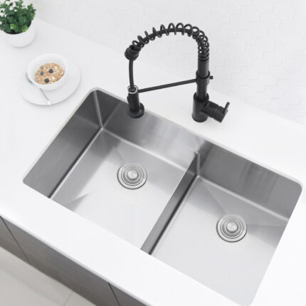 Stylish 32'' Ample Kitchen Sink, product view 2