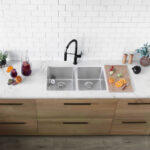 Stylish 31'' Toledo Kitchen Sink, product view 2