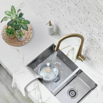 Stylish 28'' Sevilla Kitchen Sink, product view 2