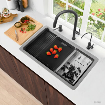 Stylish 30'' Waterton Kitchen Sink, product view 2