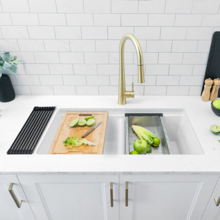 Stylish 33'' Banff Kitchen Sink, product view 2