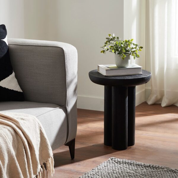 Renwil Quintin TA507 accent table — product view 4