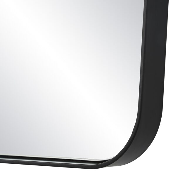 Renwil Kateri Matte Black Reverse Arch Wall Mirror MT2676 - close-up of the rounded matte black corner