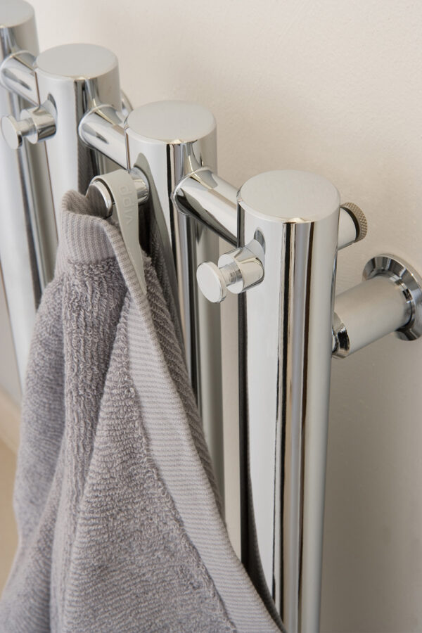ICO Bath 10.5″x37.5″ Tuzio Rosendal Towel Warmer