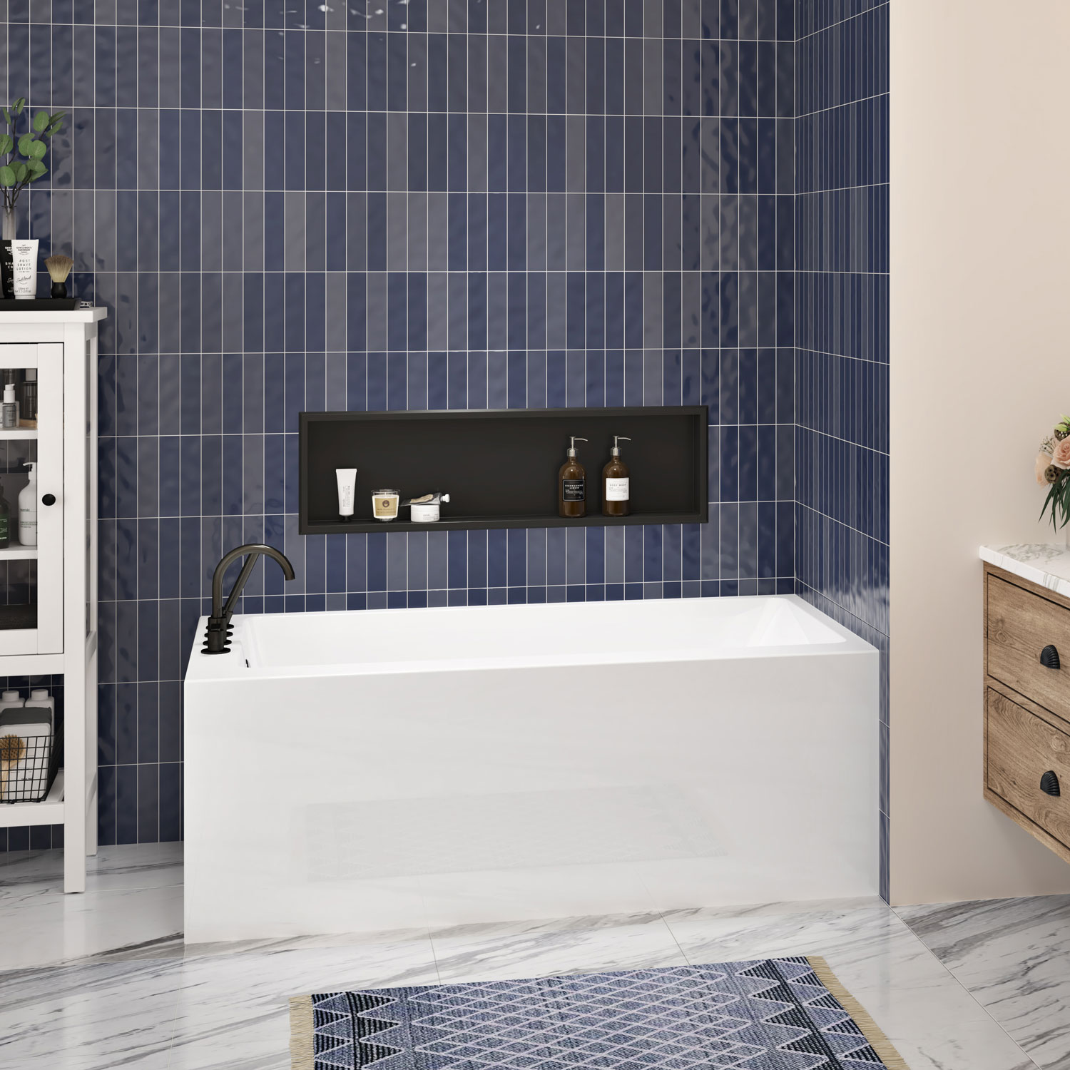 Zitta Baya I skirted alcove bathtub in glossy white
